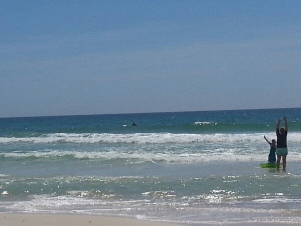 Tuesday Midday Beach and Surf Report 03/31/15