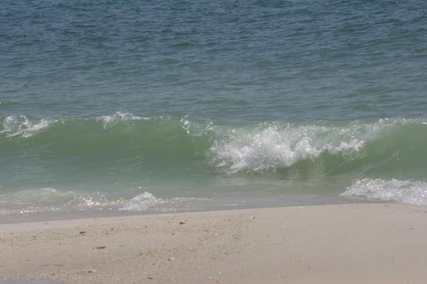 Sunday Afternoon Beach and Surf Report 04/01/12