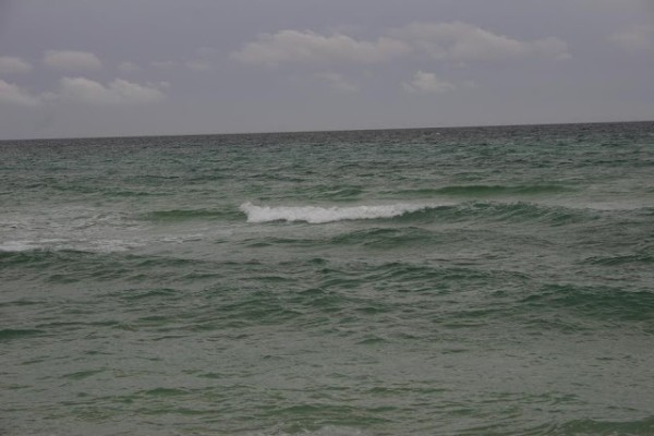 Thursday Midday Beach and Surf Report 04/05/12