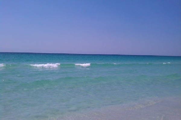 Tuesday Midday Beach and Surf Report 04/10/12