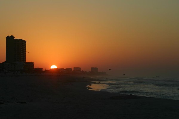 Tuesday Sunrise Beach and Surf Report 05/01/2012