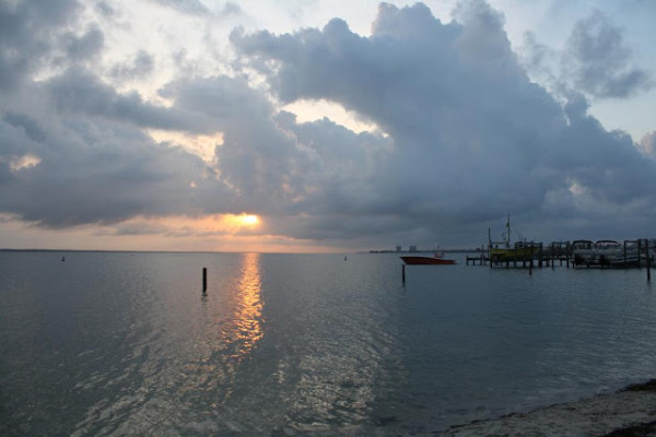 Tuesday Sunrise Beach and Surf Report 06/05/2012.