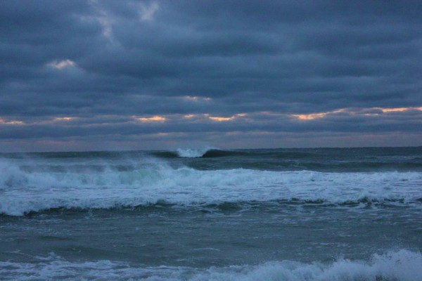 Wednesday Sunrise Beach and Surf Report 12/26/12