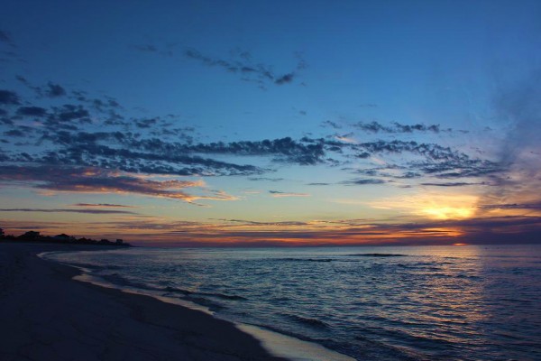 Sunday Sunrise Beach and Surf Report 12/23/12