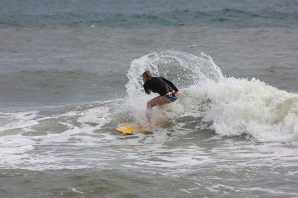 Thursday Afternoon Beach and Surf Report 04/04/13