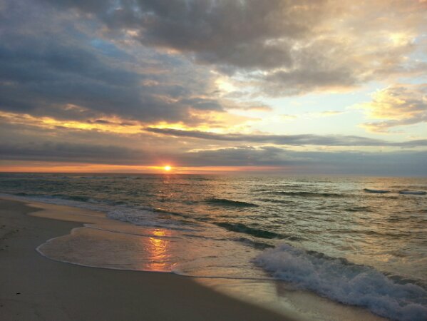 Monday Sunrise Beach and Surf Report 01/27/14