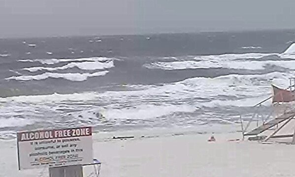 Tuesday Afternoon Beach and Surf Report 04/29/14