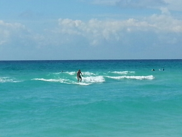 Wednesday Mid-morning Beach and Surf Report 08/27/14