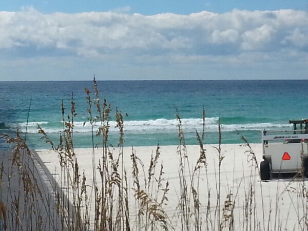 Friday Midday Beach and Surf Report 09/26/14