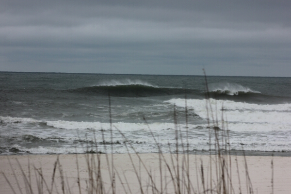 Wednesday Midday Beach and Surf Report 12/24/14