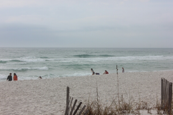 Sunday Midday Beach and Surf Report 12/28/14