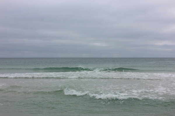 Tuesday Midday Beach and Surf Report 12/30/14