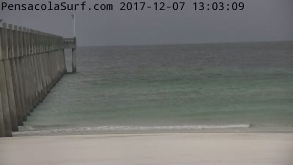 Thursday Afternoon Flat Surf and Frigid Beach Report 12/7/17